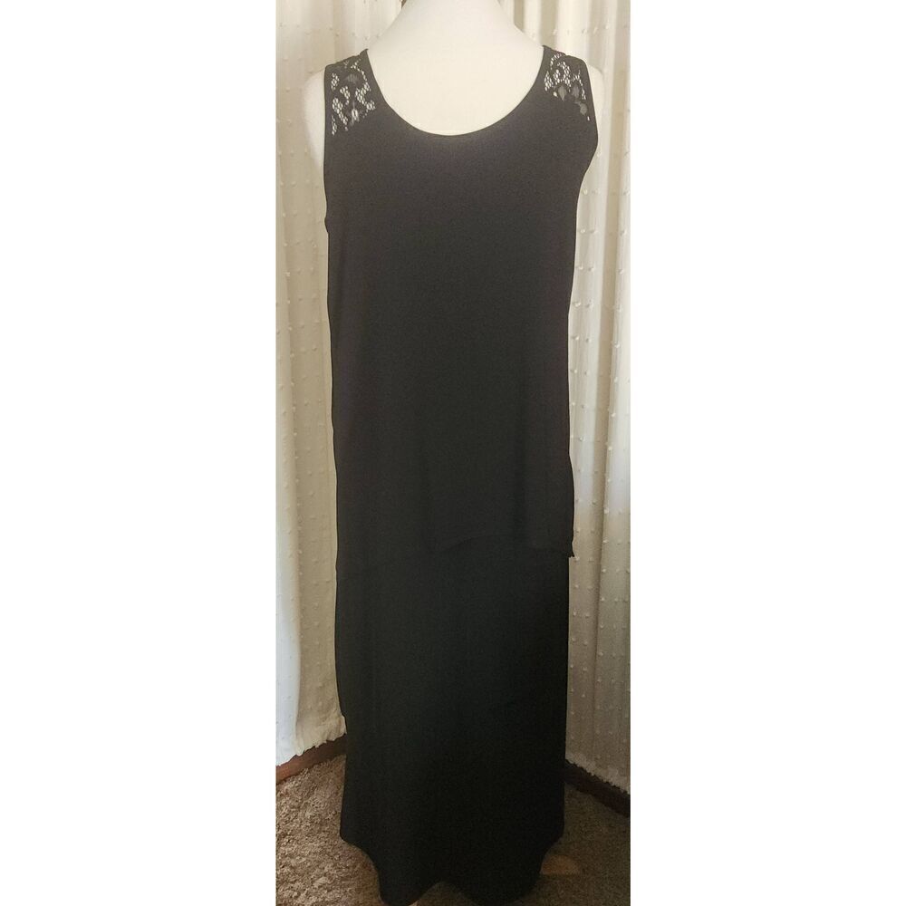 D12 NWT Picadilly Sleeveless black multi-tiered dress Lace Accent Wrinkle free